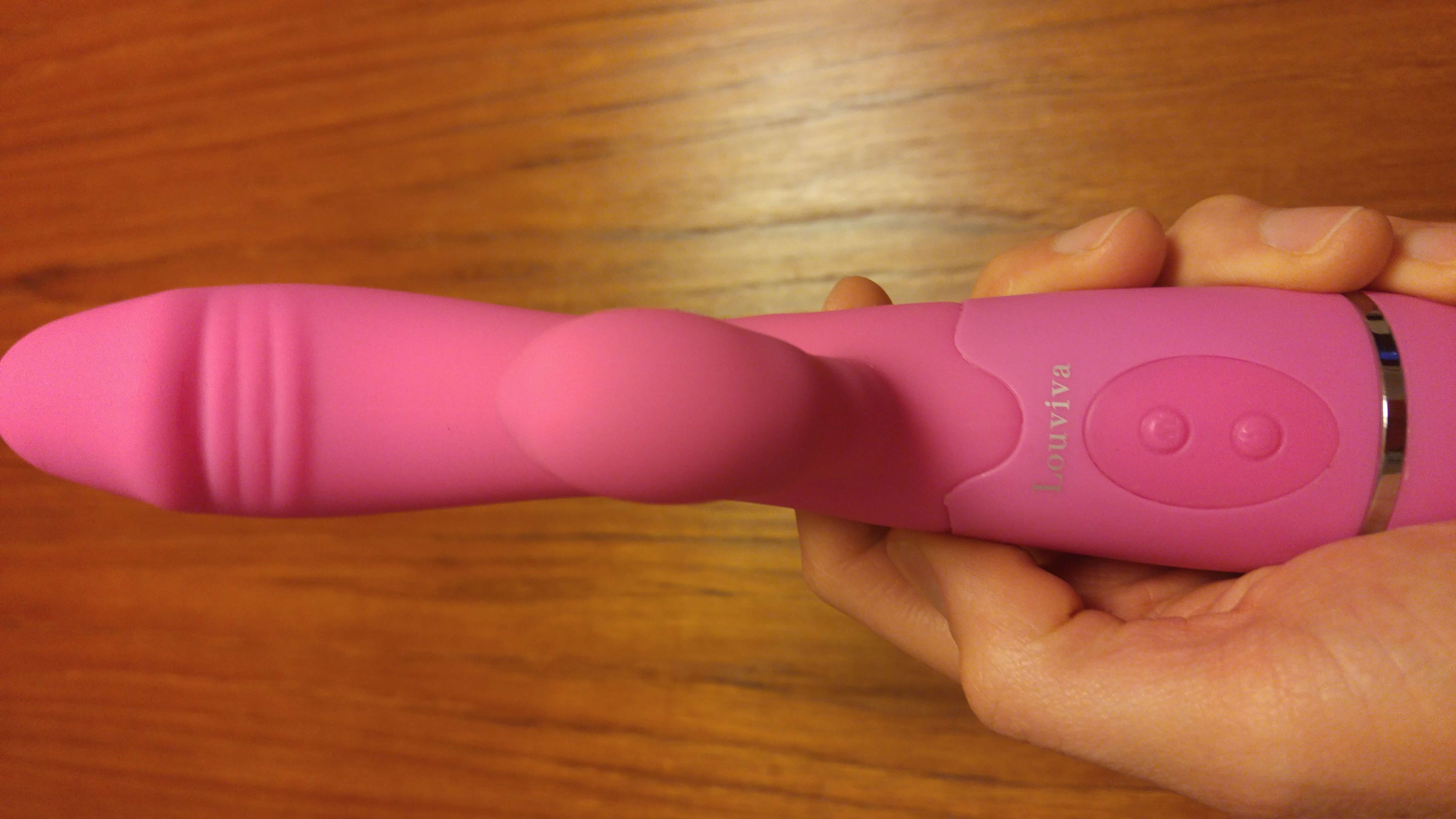 counterfeit Louviva vibrator from Amazon