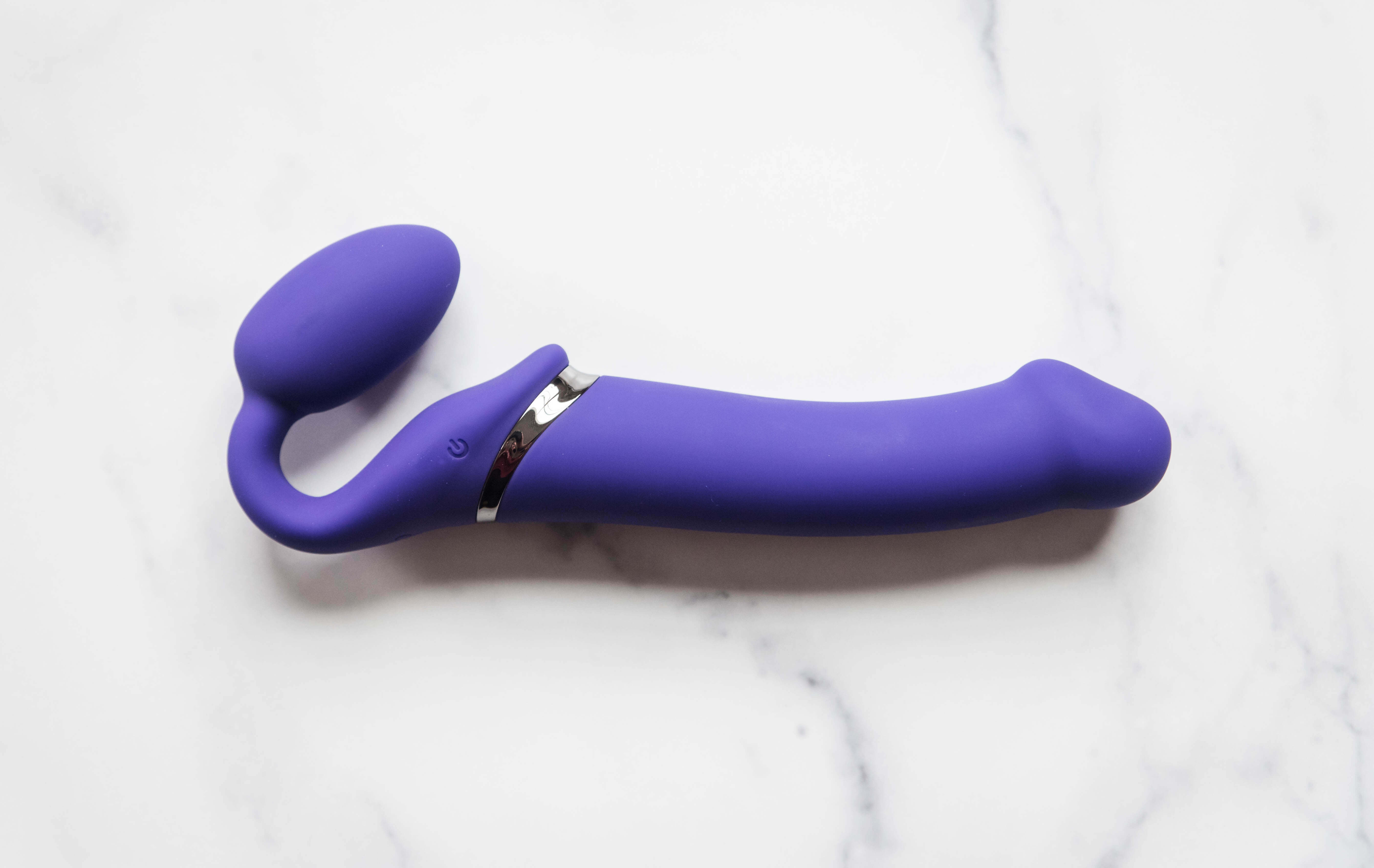 Strap-On-Me Vibrating Bendable Strapless Strap-On: Sex Toy Review