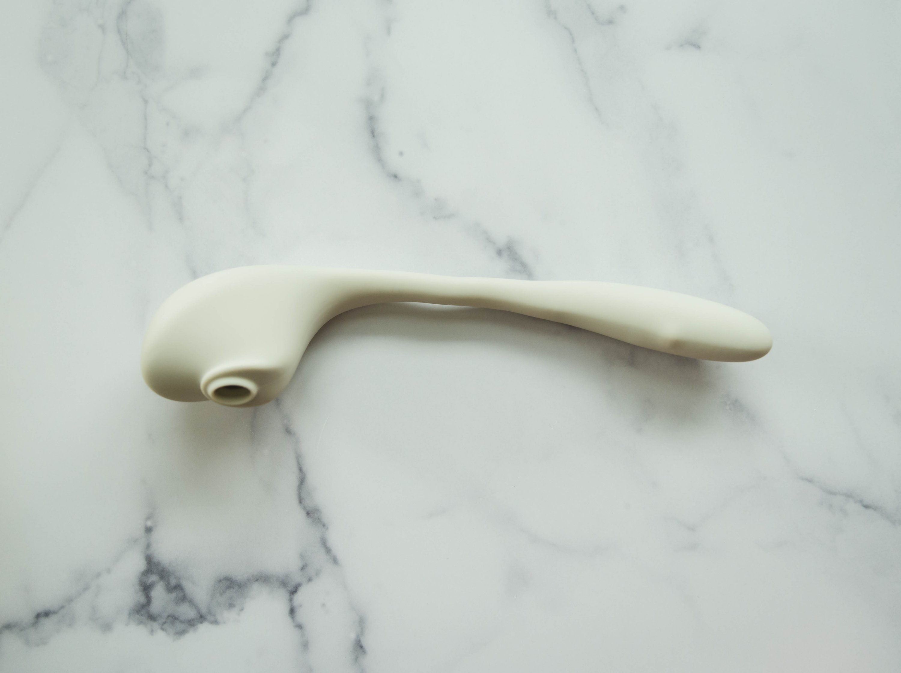 Lora DiCarlo Ose flexible arm