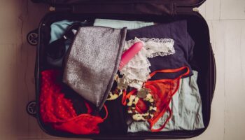 5 Tips for Finding Kinky Play When You Travel